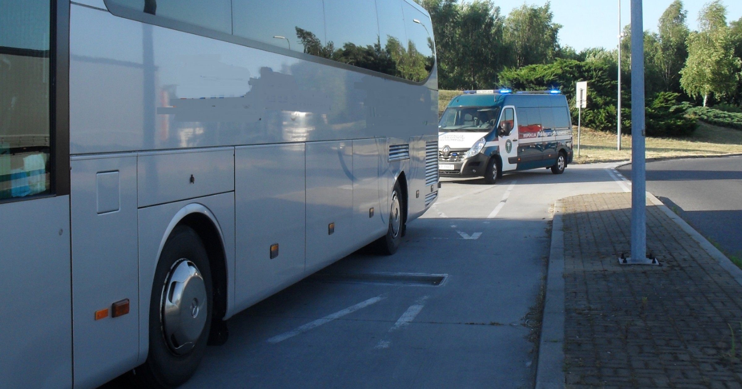 Kontrola stanu technicznego autokaru