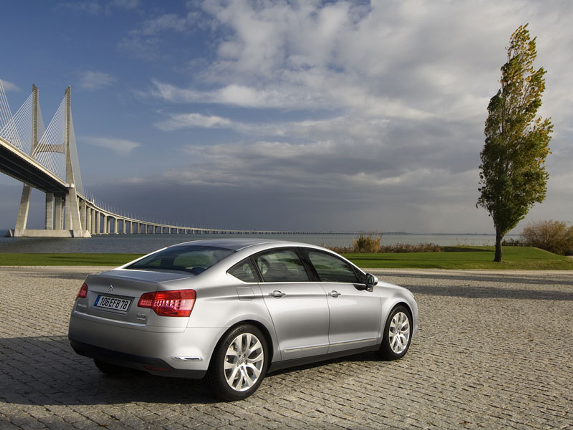 Citroën C5 1.6 HDi: limuzyna prawie jak ciężarówka