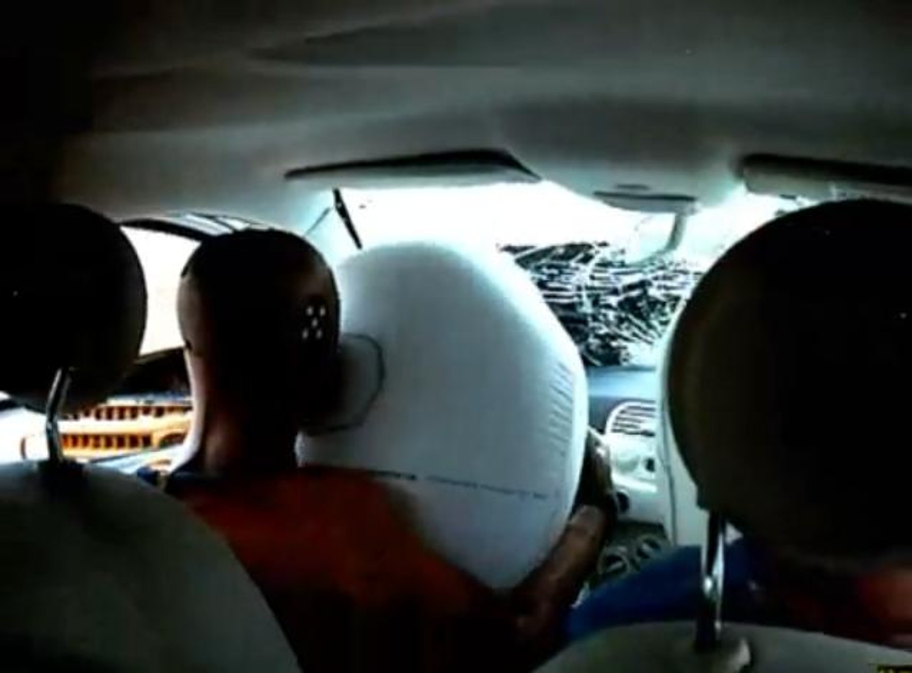 Crash test - mały vs duży