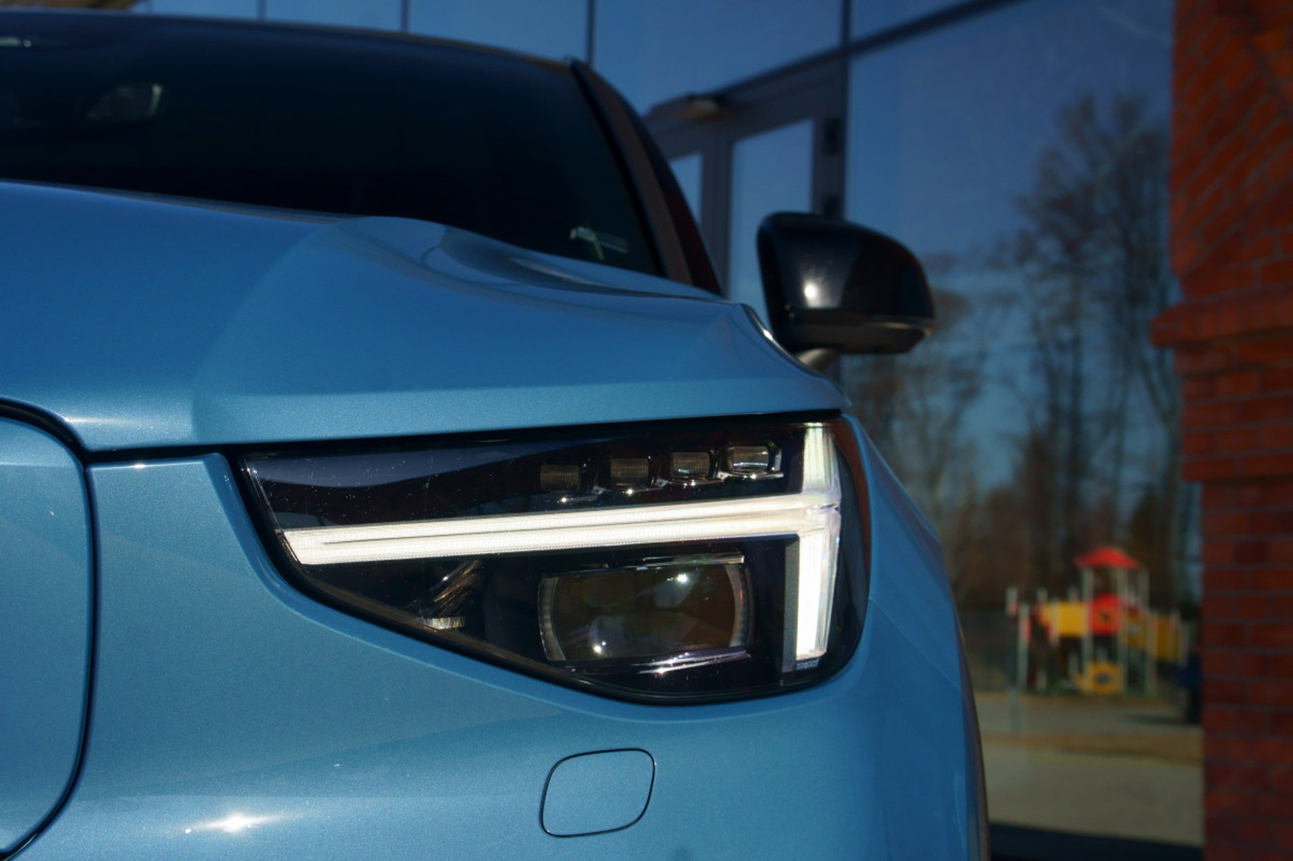 Volvo C40 Recharge P8