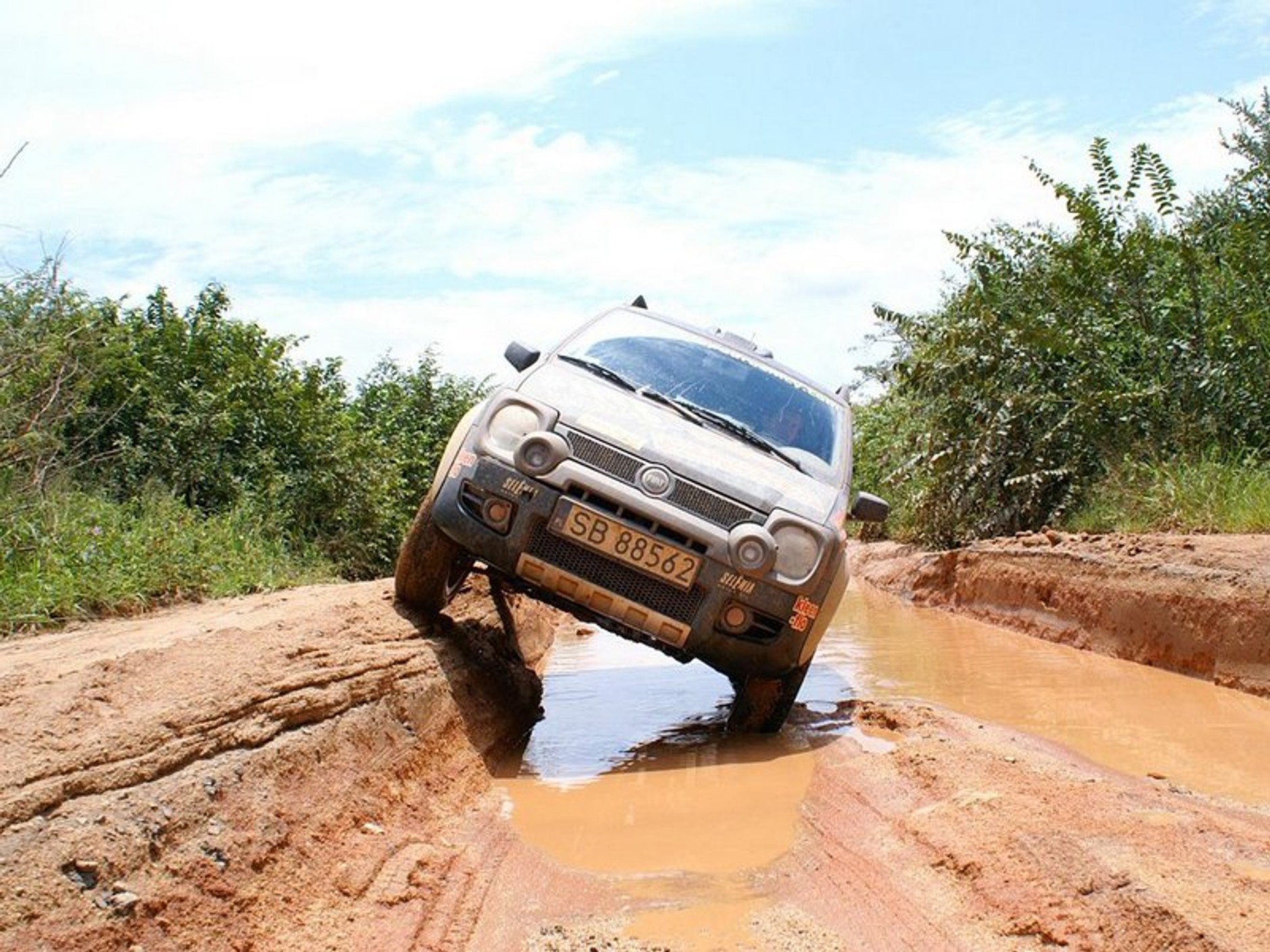 Wyprawa Fiatem Panda Cross 4x4 dookoła Afryki na półmetku