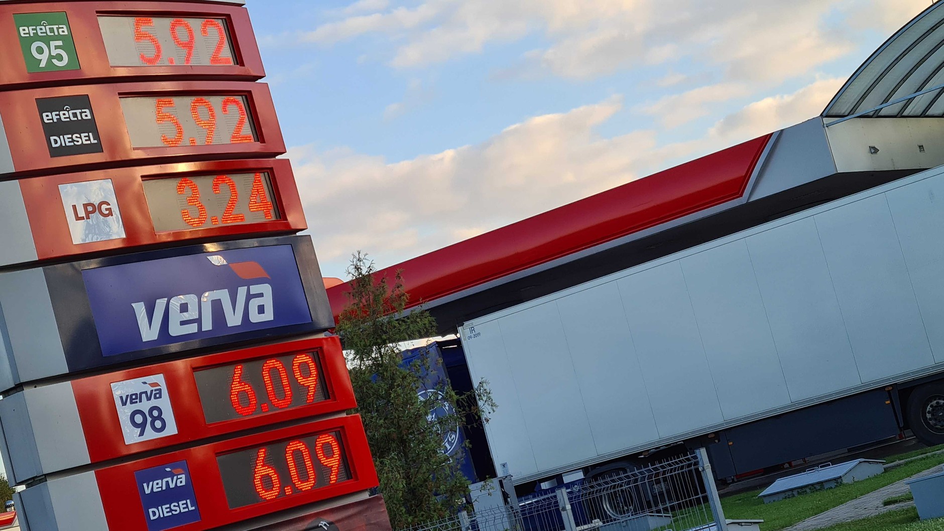 Ceny paliw 12.10.2021