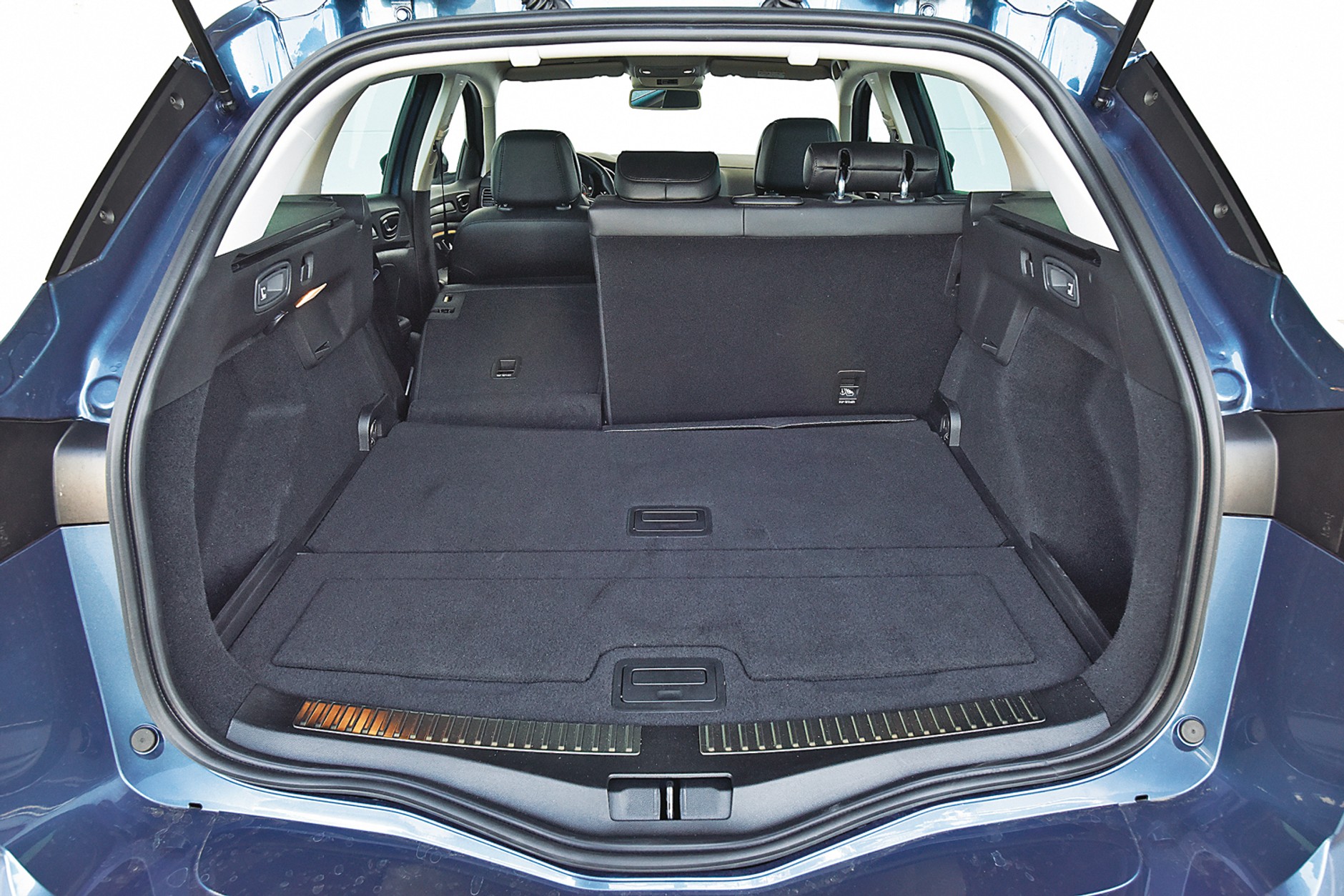 3 x kombi z dieslem: nowy Hyundai i30 kontra Ford Focus i Renault Megane