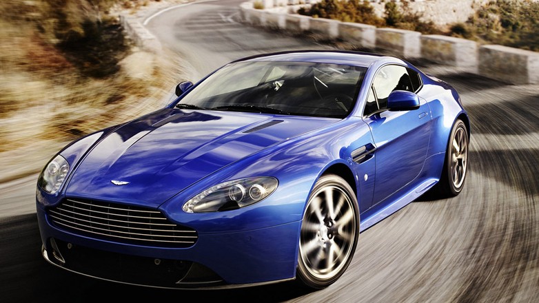 Aston Martin V8 Vantage S: błękitna krew