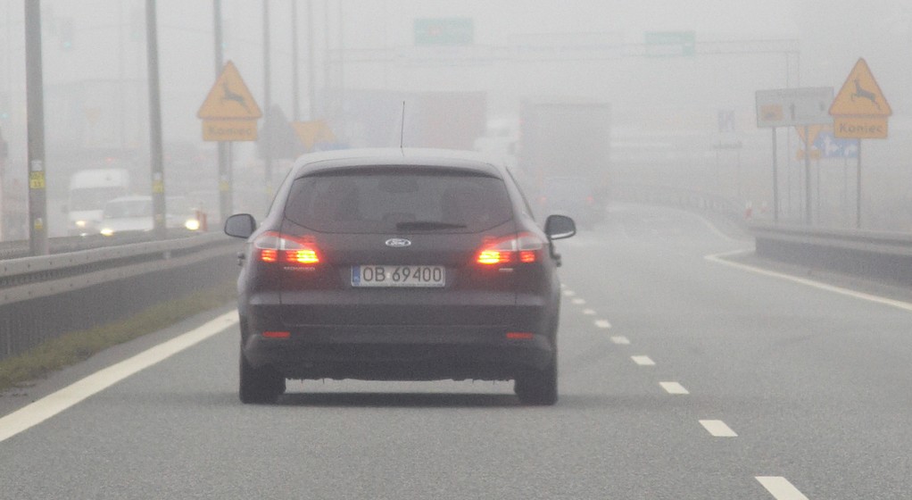 Nadużywanie świateł przeciwmgłowych