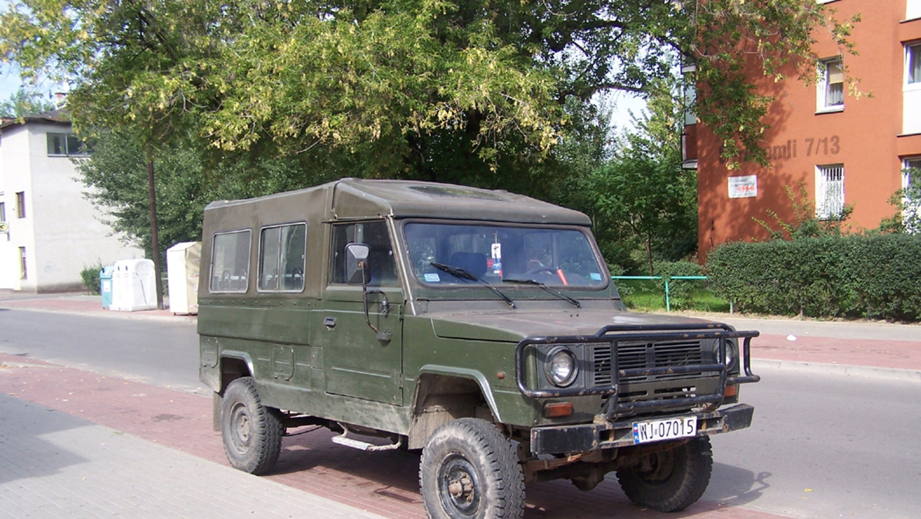 Zobacz co robić gdy, wojsko wzywa twoje auto?