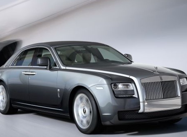 Rekordowa sprzedaż Rolls-Royce'ów w 2011 roku