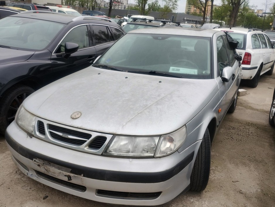 Porzucone samochody oferowane na sprzedaż przez ZDM Warszawa