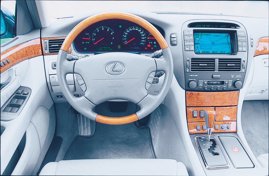 Lexus LS 430