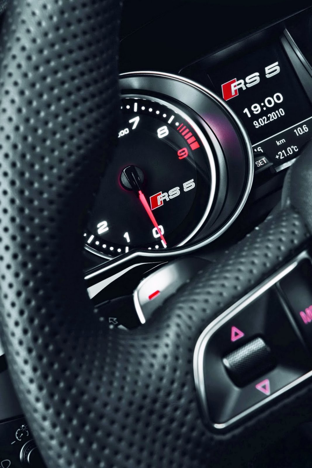 Genewa 2010: Audi RS5 - 450 KM w eleganckim coupe