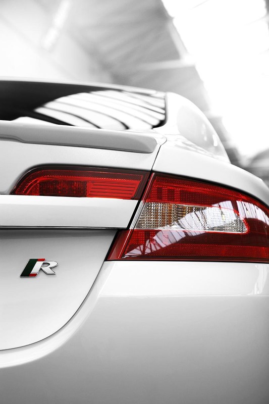 Detroit 2009: Jaguar XFR, czyli angielskie M5