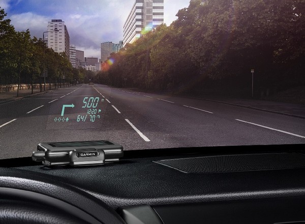 Garmin: projekcja na szybie
