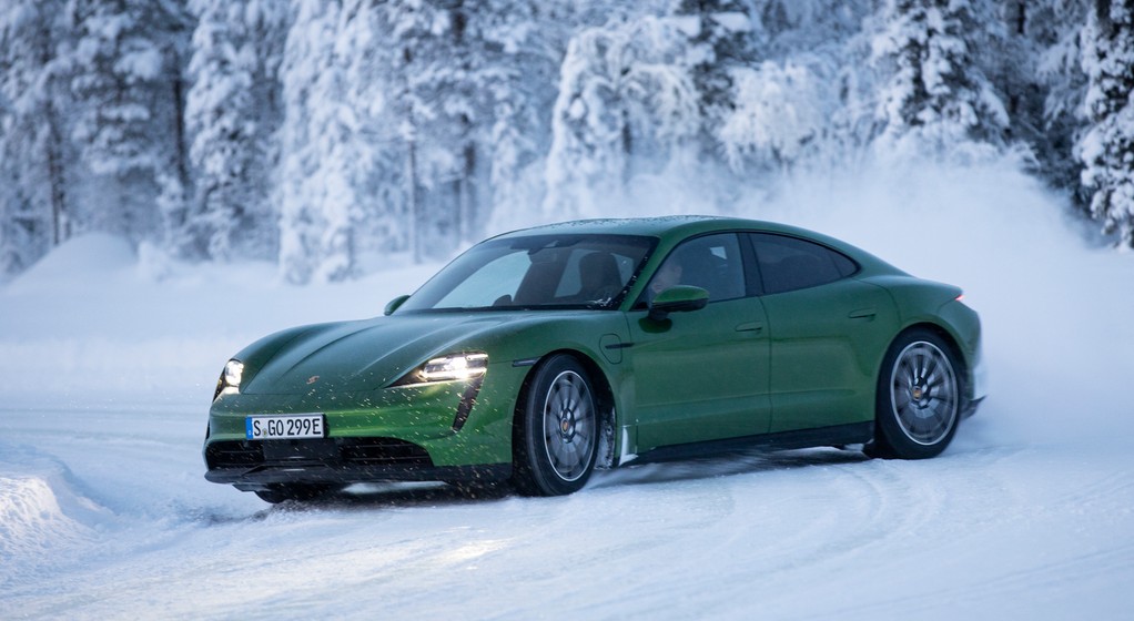Porsche Taycan 4S