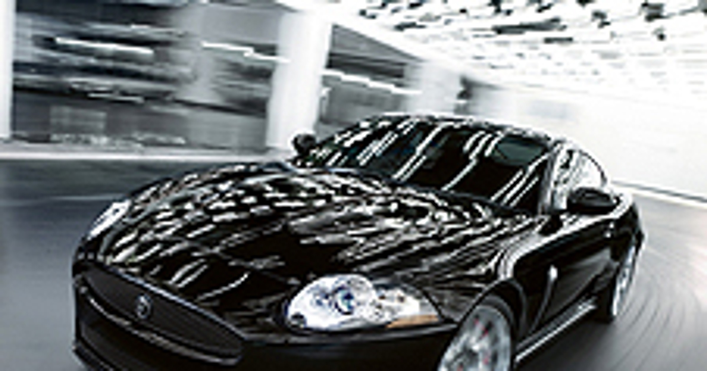 Jaguar XKR-S - Superwersja superauta