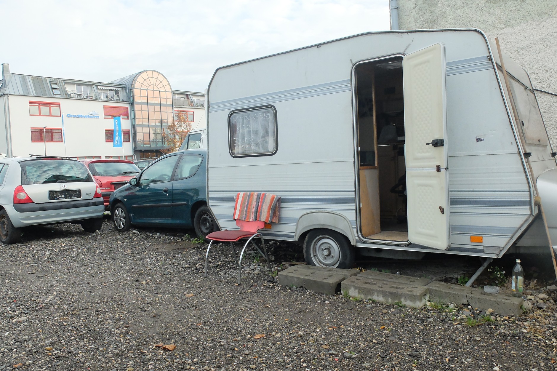 Biuro właśnie otwarto!