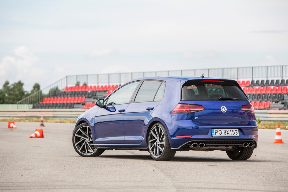 Volkswagen Golf R