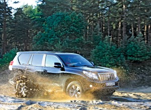 Toyota Land Cruiser 3.0 D-4D - Do lasu i do opery