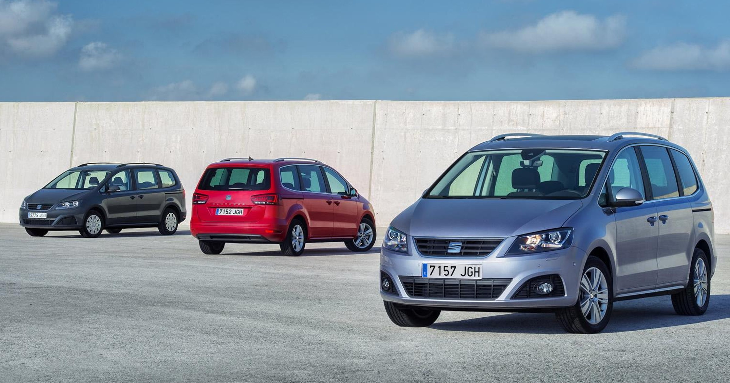 Seat-Alhambra-1