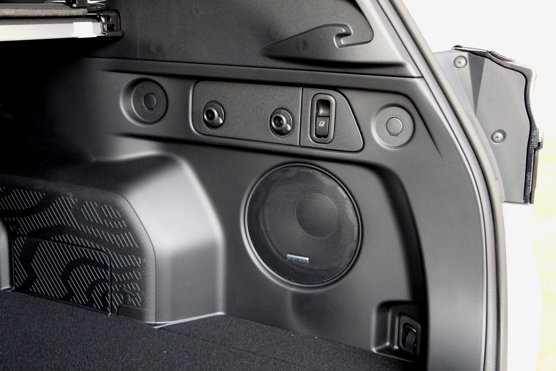 Subaru Forester 2.0 e-Boxer Platinum