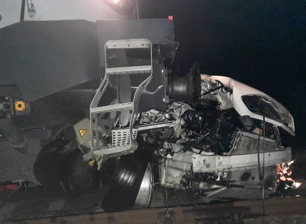 Wypadek na przejeździe kolejowym. Pięć osób, w tym dwoje dzieci, nie żyje