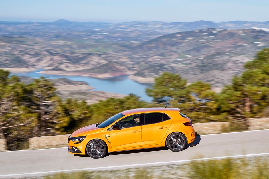 Renault Megane R.S. - zwinne i komfortowe