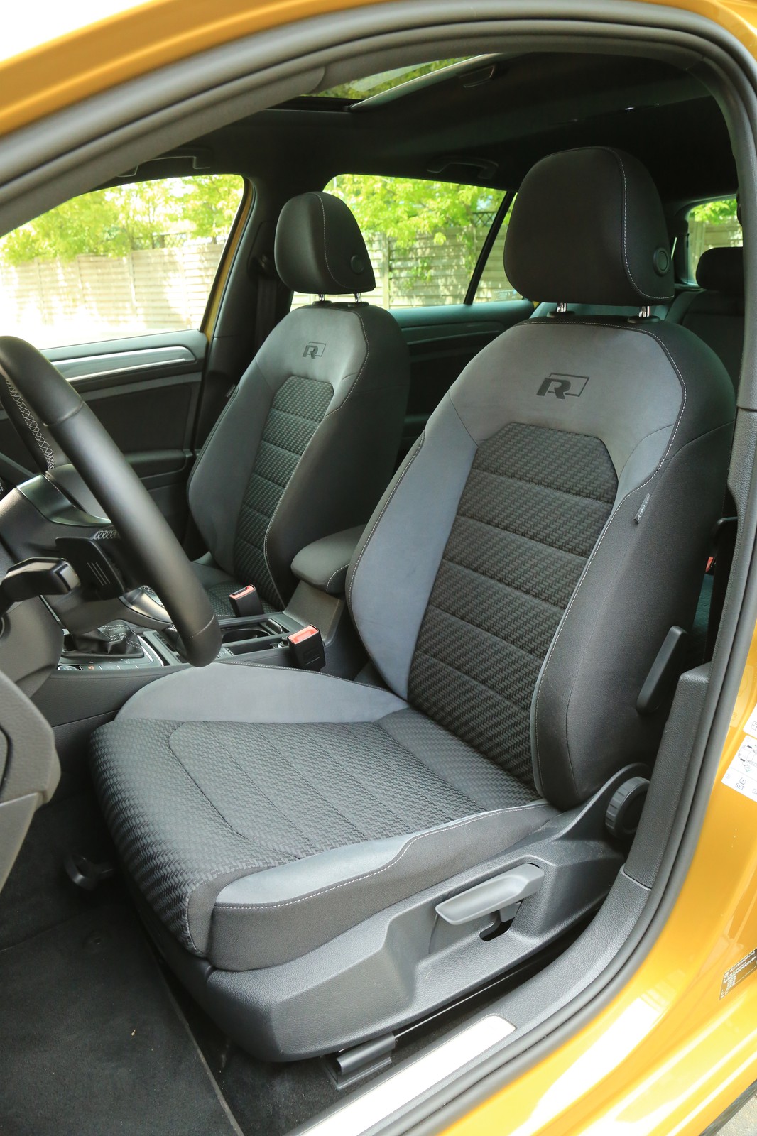 Test VW Golf 2.0 TDI BlueMotion DSG – więcej auta nie potrzeba