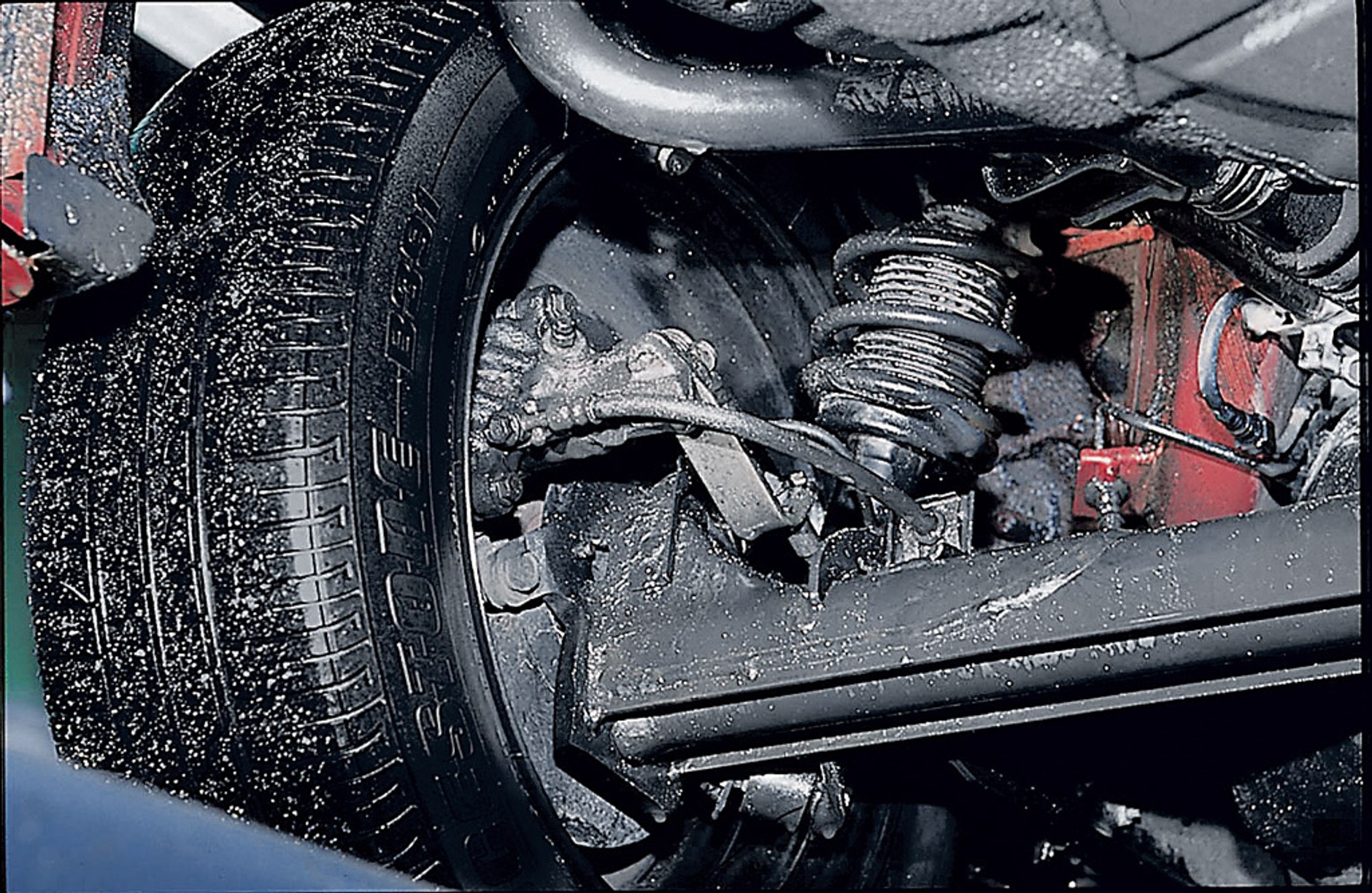 Nissan Almera: radzimy co kupić, diesla a może benzynę