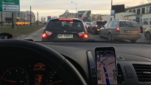 Komunikacja po pandemii: metro albo autobus? Nie – będziemy jeździć samochodami