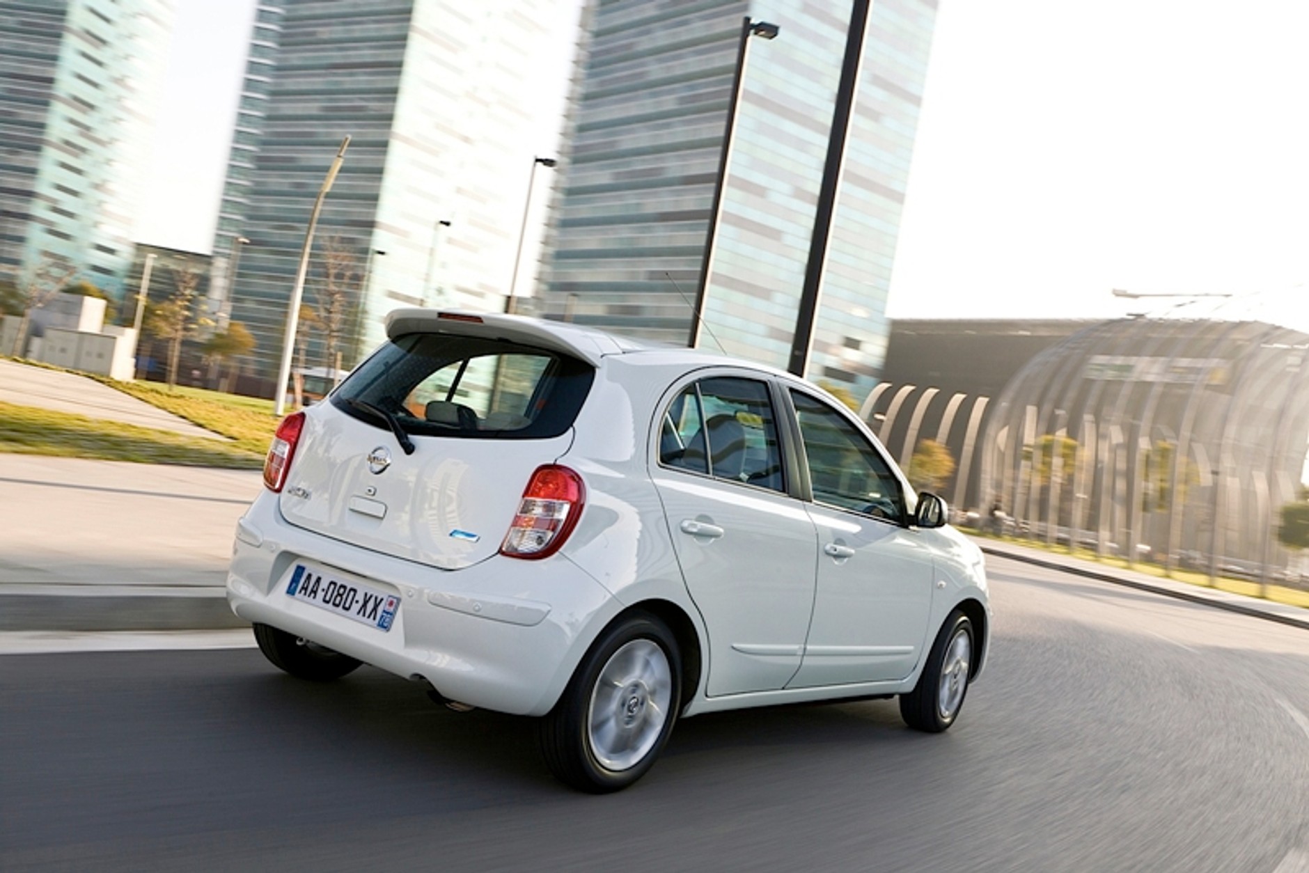 Nissan Micra Turbo o micrym spalaniu