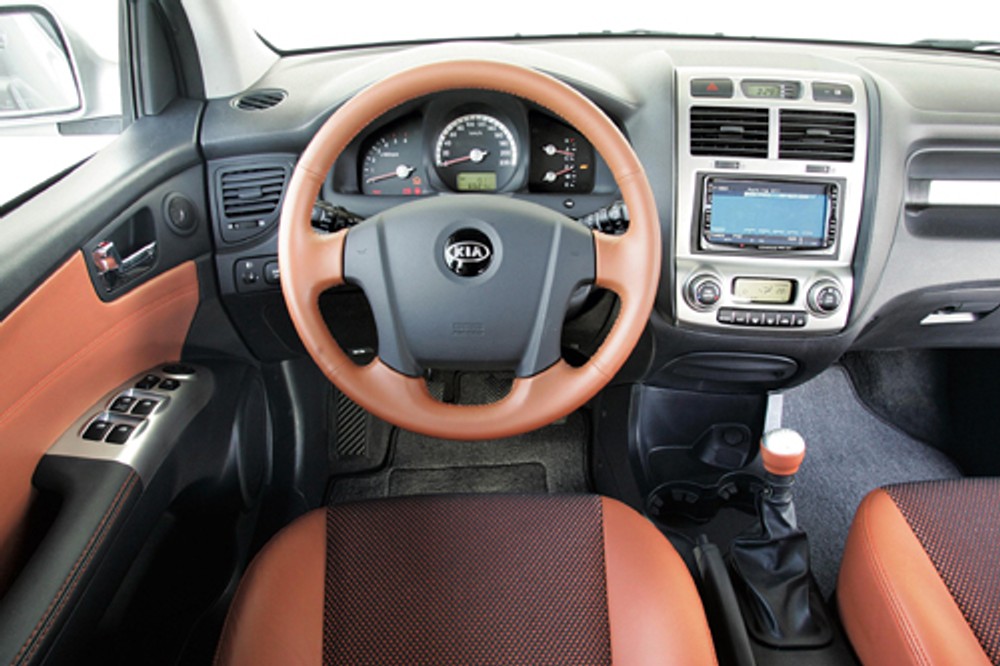 Toyota RAV4, Nissan X-Trail, Kia Sportage, Suzuki Grand Vitara - Terenówki niezupełnie terenowe