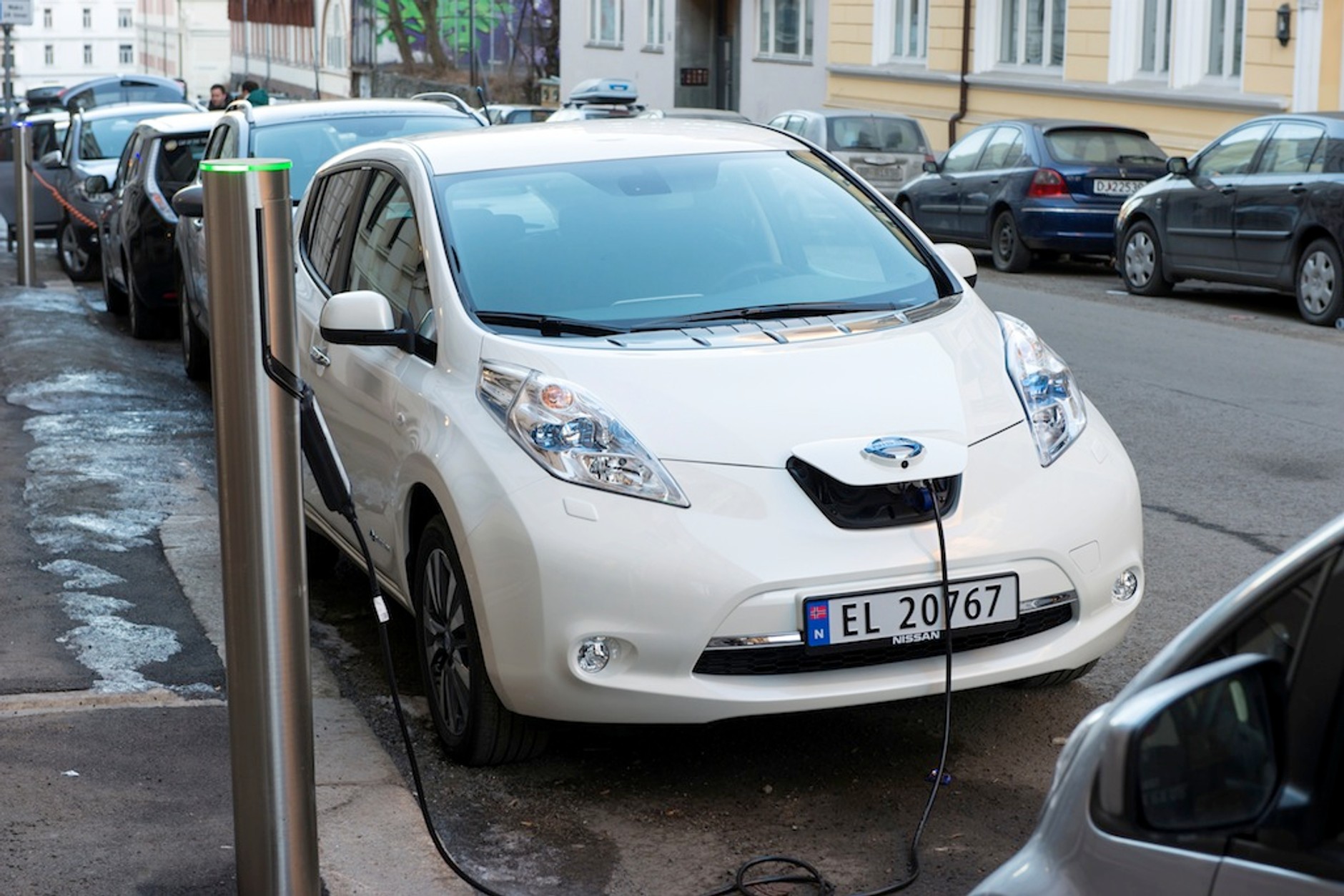 Nissan Leaf od 126 000 zł