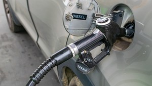 Nie tankuj na pierwszym dystrybutorze. Auto może stanąć w każdym momencie