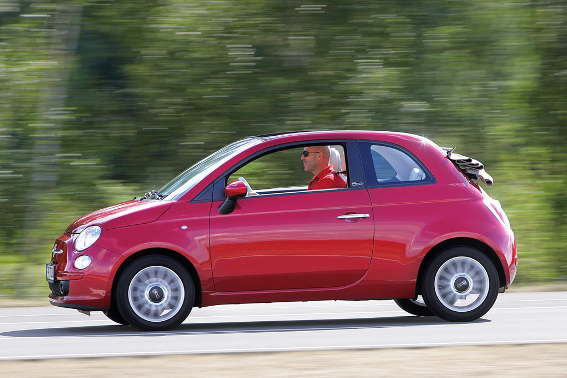 Poznaj samochody o najwyższej i najniższej mocy