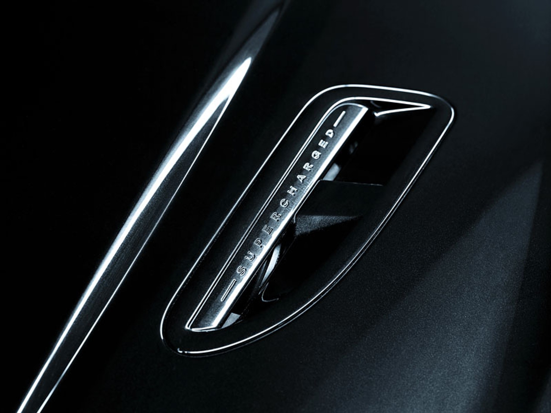 Detroit 2009: Jaguar XK i XKR 2010 – nowe silniki 5,0 V8 i niewielki facelifting