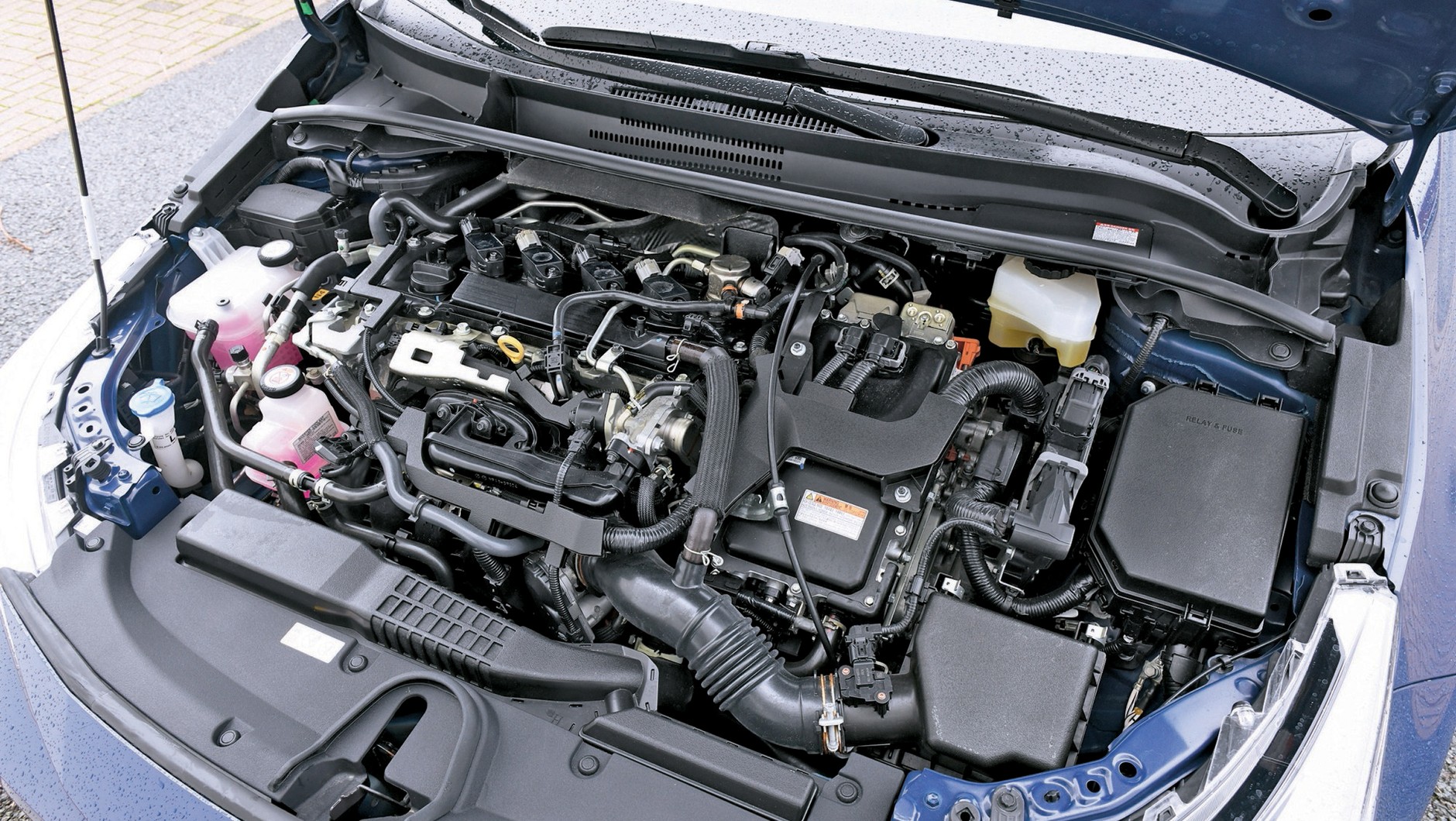 Toyota Corolla 2022 - hybrydy Toyoty wystarczają na setki tysięcy kilometrów.