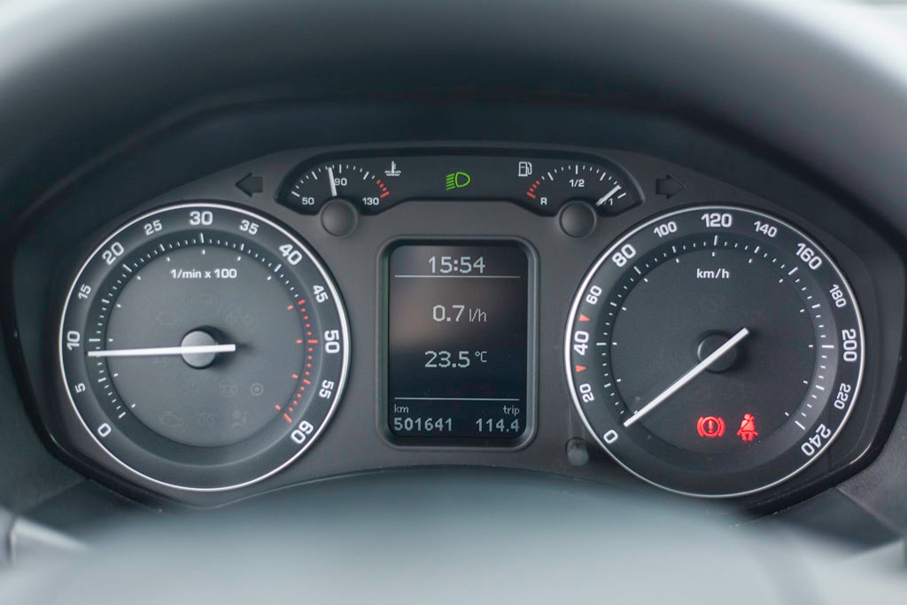 Duży przebieg to nie zawsze wada, ale zwiększa ryzyko poniesienia większych kosztów eksploatacji