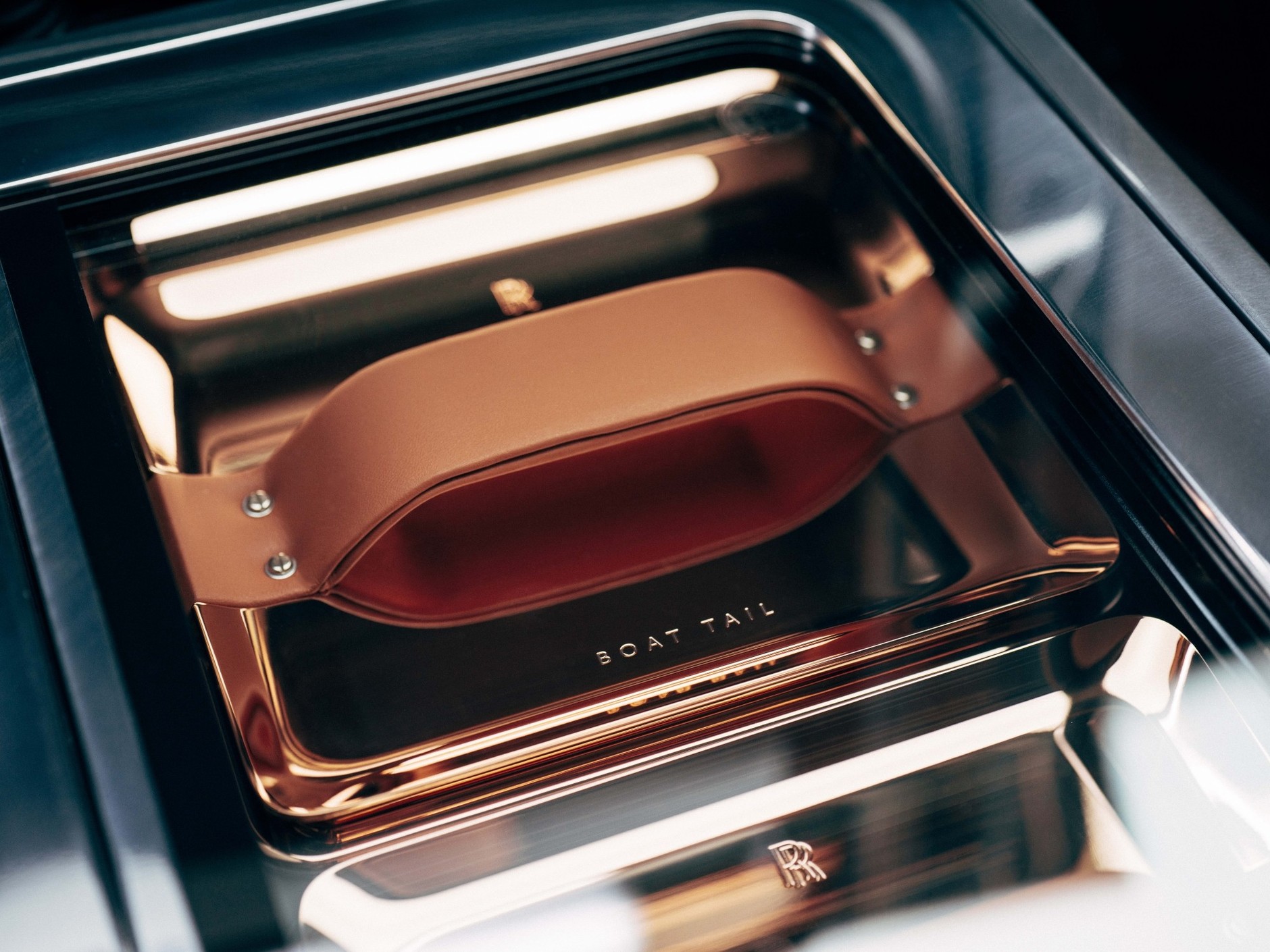 Drugi z serii zaledwie trzech Rolls-Royce'ów Boat Tail