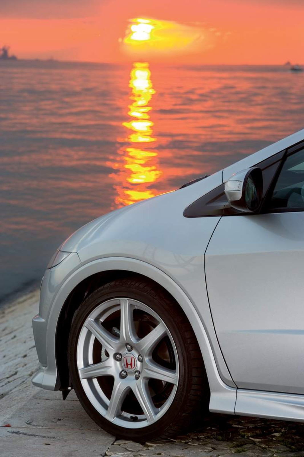 Honda Civic Type R i Type S – kompletne informacje