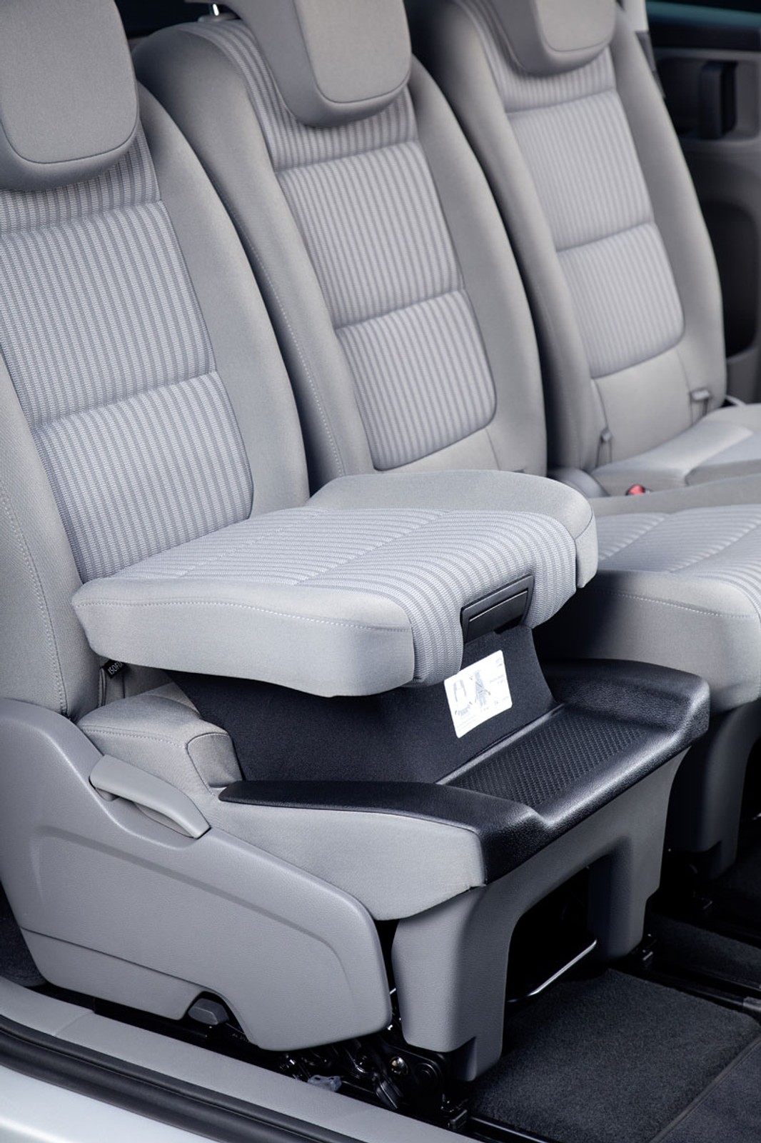 Nowy Seat Alhambra już w sprzedaży (dane techniczne)