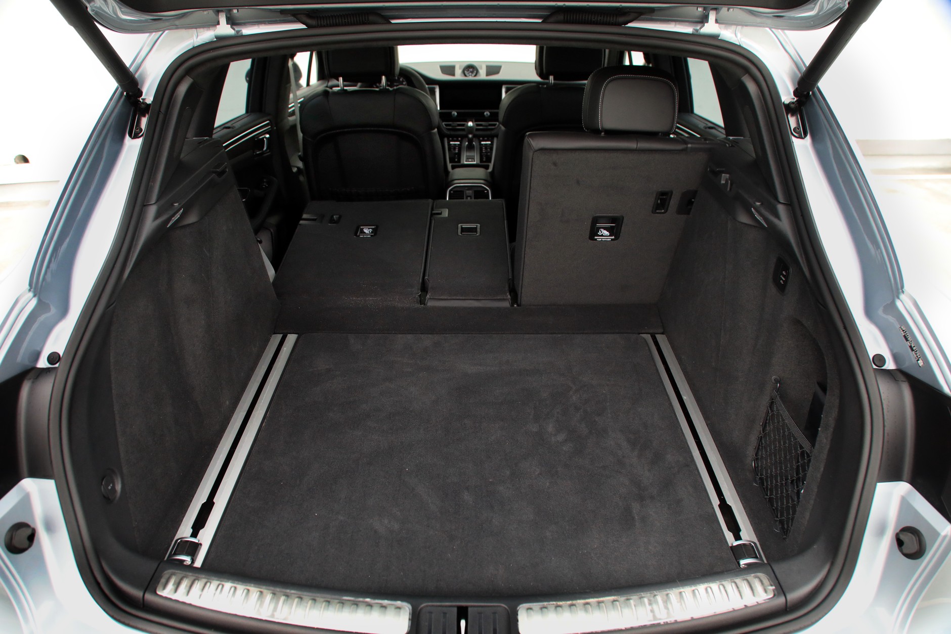 Porsche Macan T 2022 1. generacja 2. FL