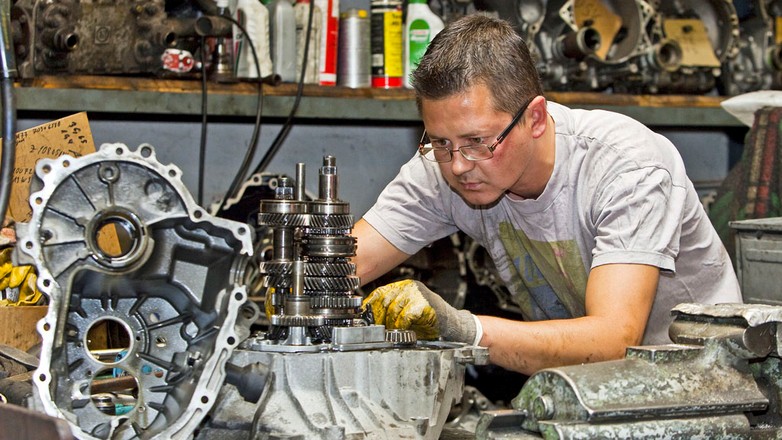 Co się psuje w skrzyniach biegów?