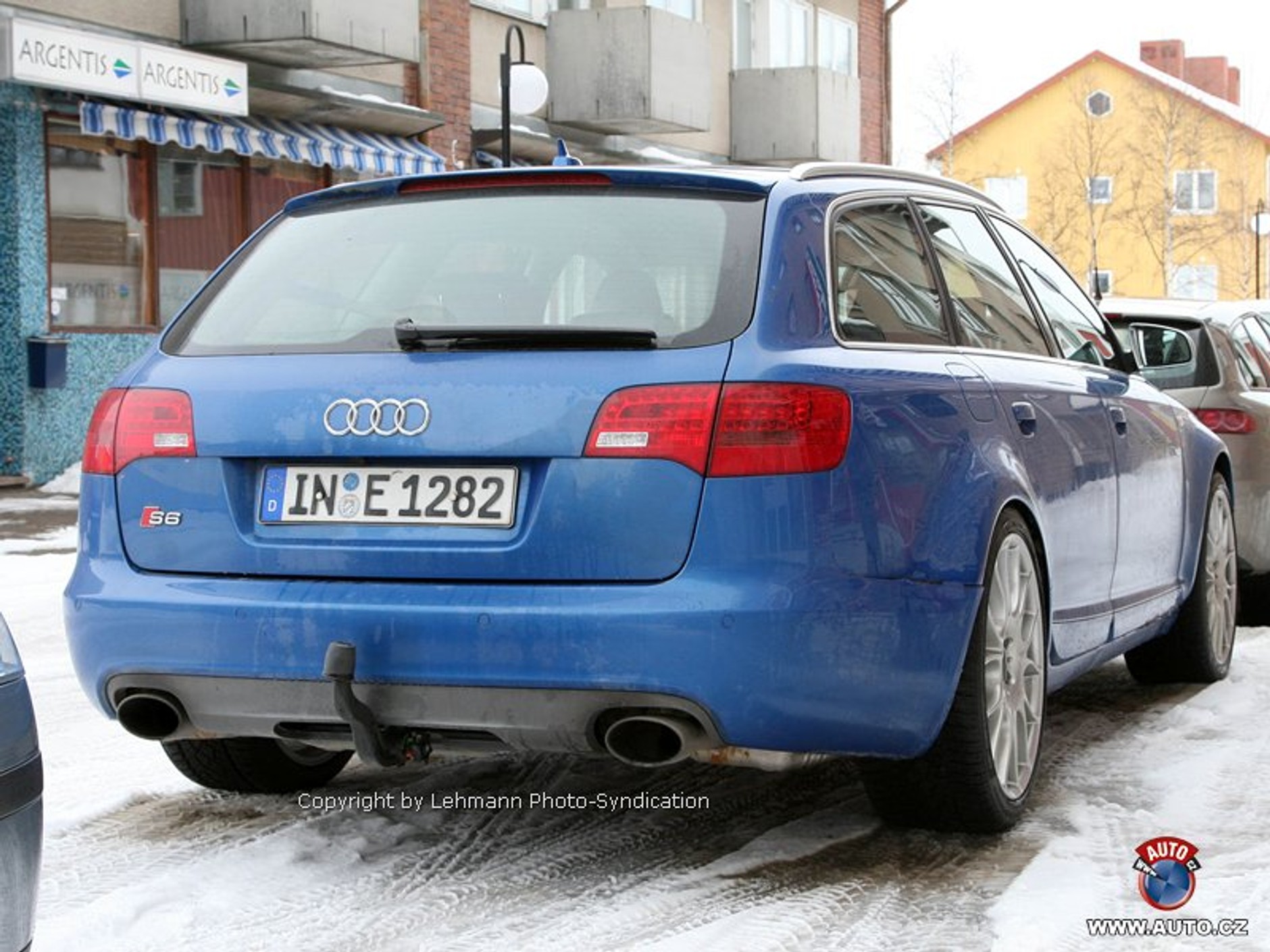 Zdjęcia szpiegowskie: Nowe Audi RS6 i 12-cylindrowe Q7 RS TDI