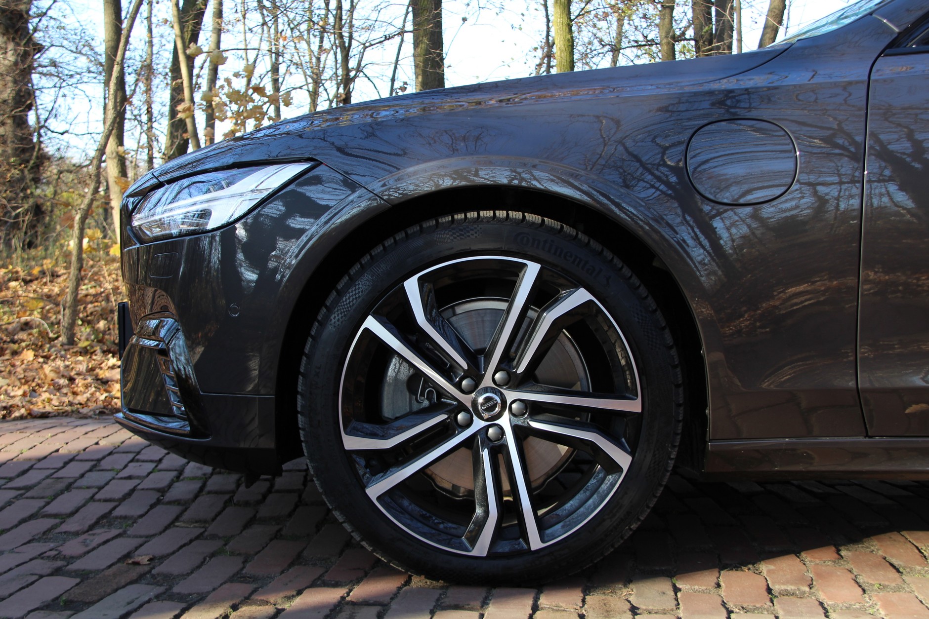 Volvo V90 T8 Ultra Dark