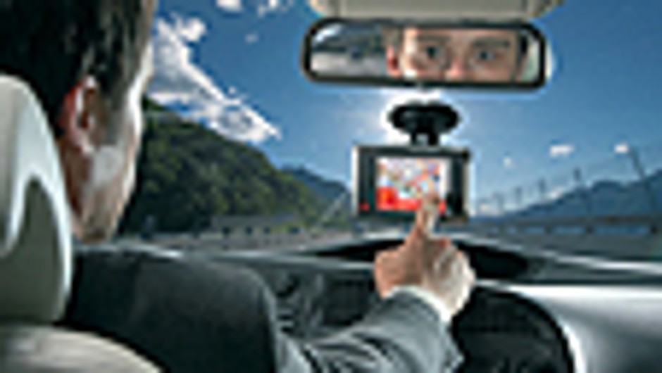 GPS pod lupą