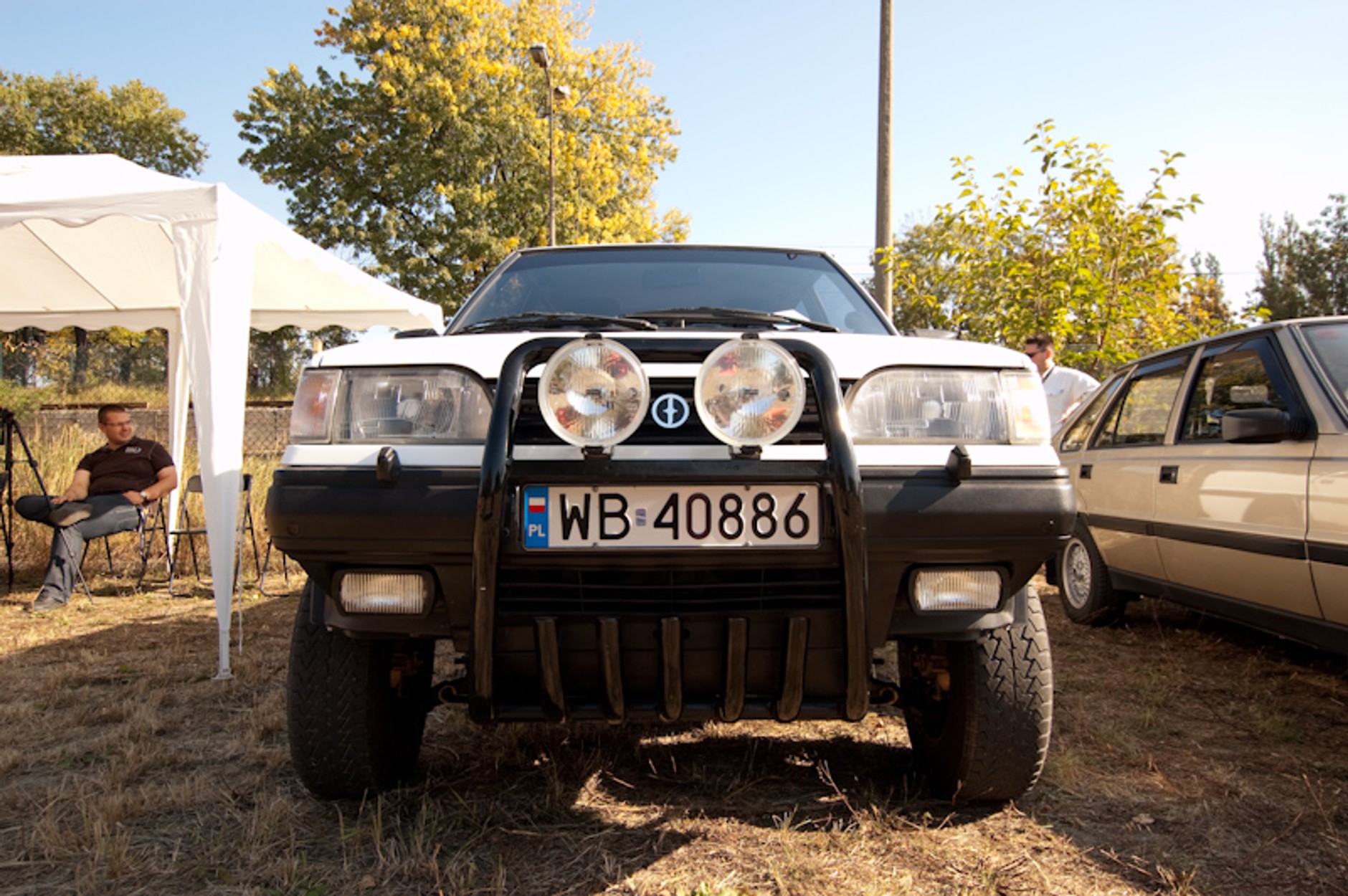 Polskie motocykle i samochody na torze FSO