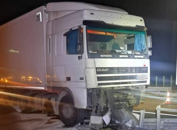 Tira z bananami prowadził kierowca z promilami