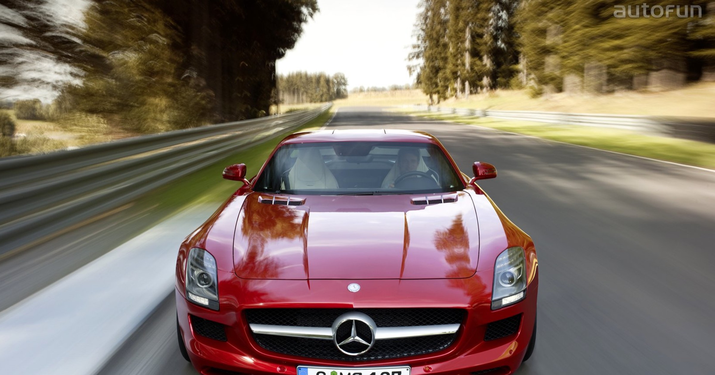 Mercedes SLS AMG