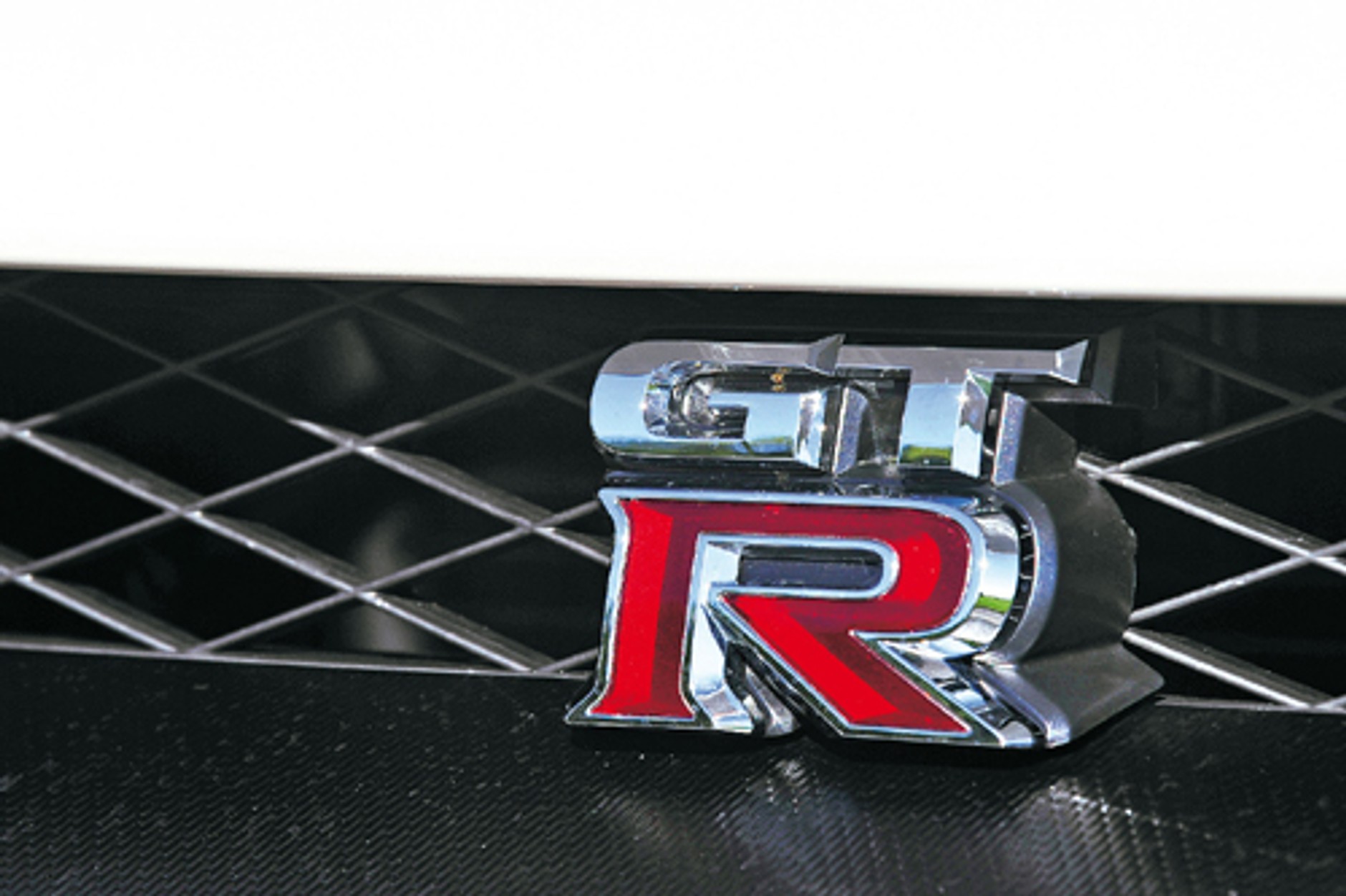 Nissan GT-R staje do walki z Audi R8 v10 i Porsche 911 Turbo. Test aut sportowych: Samuraj kontra niemieccy wojownicy