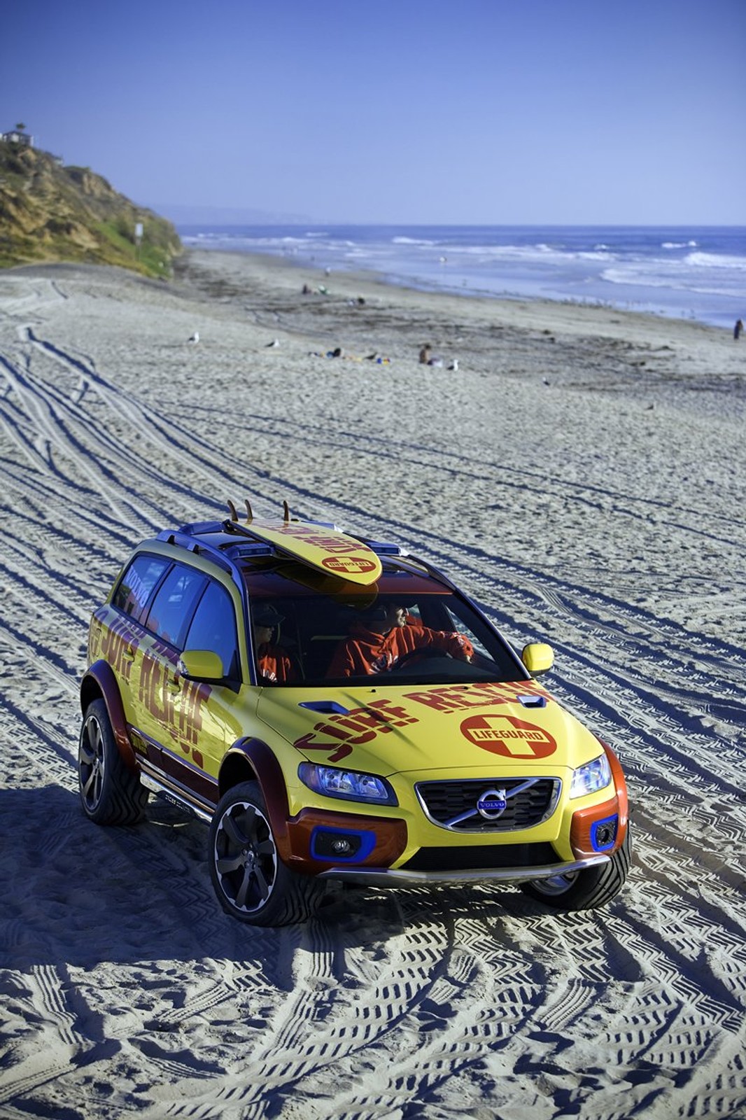 SEMA 2007: Volvo XC70 Surf Rescue Safety – stylowy ratownik