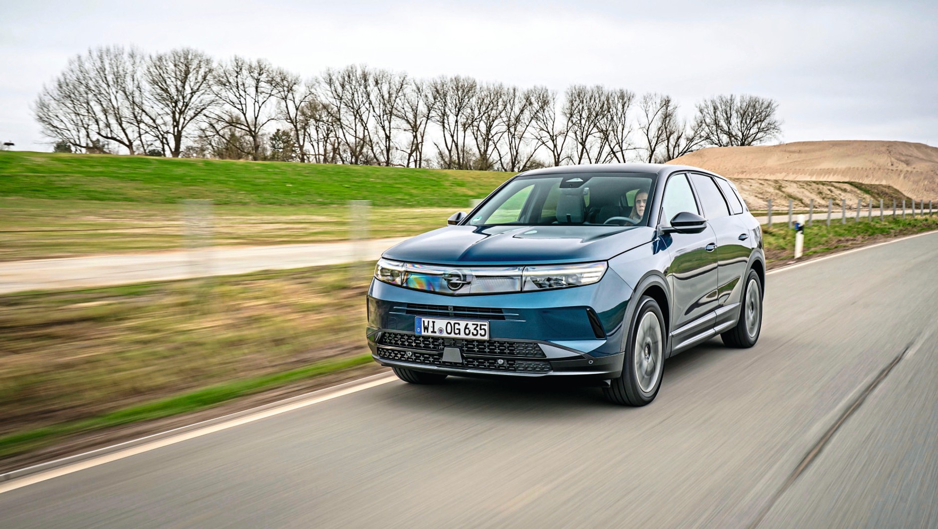Opel Grandland Hybrid 
